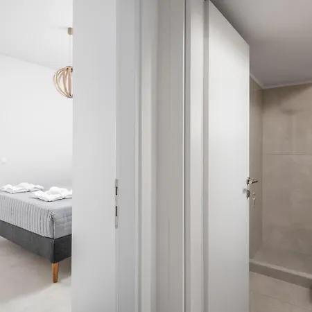 Rhodes Retreat & Getaway *