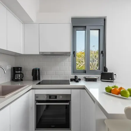 Rhodes Retreat & Getaway