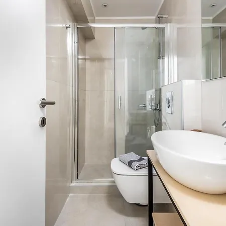 Rhodes Retreat & Getaway * Rhodes City