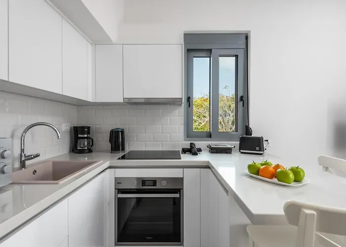 Rhodes Retreat & Getaway